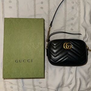 Gucci GG Marmont mini shoulder bag